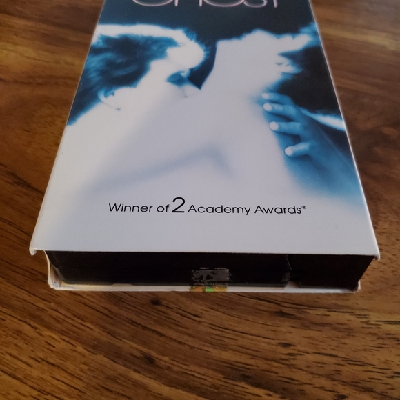 Ghost VHS - Picture 3 of 3